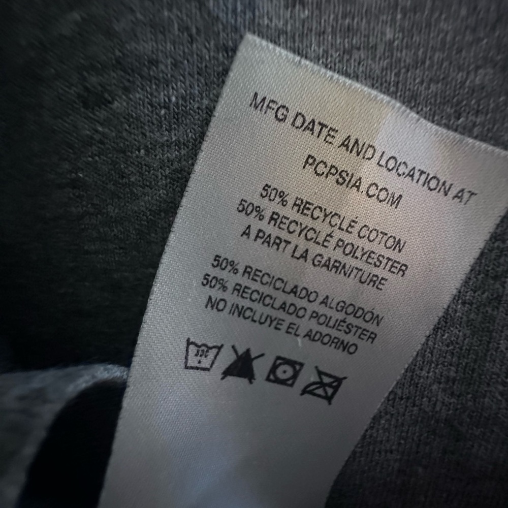 Men’s Patagonia P6 Logo Responsibili-Tee Gray Regular Fit Hiking T-Shirt Size L - Picture 8 of 10